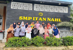 MA Plus An Nahl Lepas Kafilah MTQ Tingkat Provinsi Cabang Hafalan Hadits 100 Bersanad